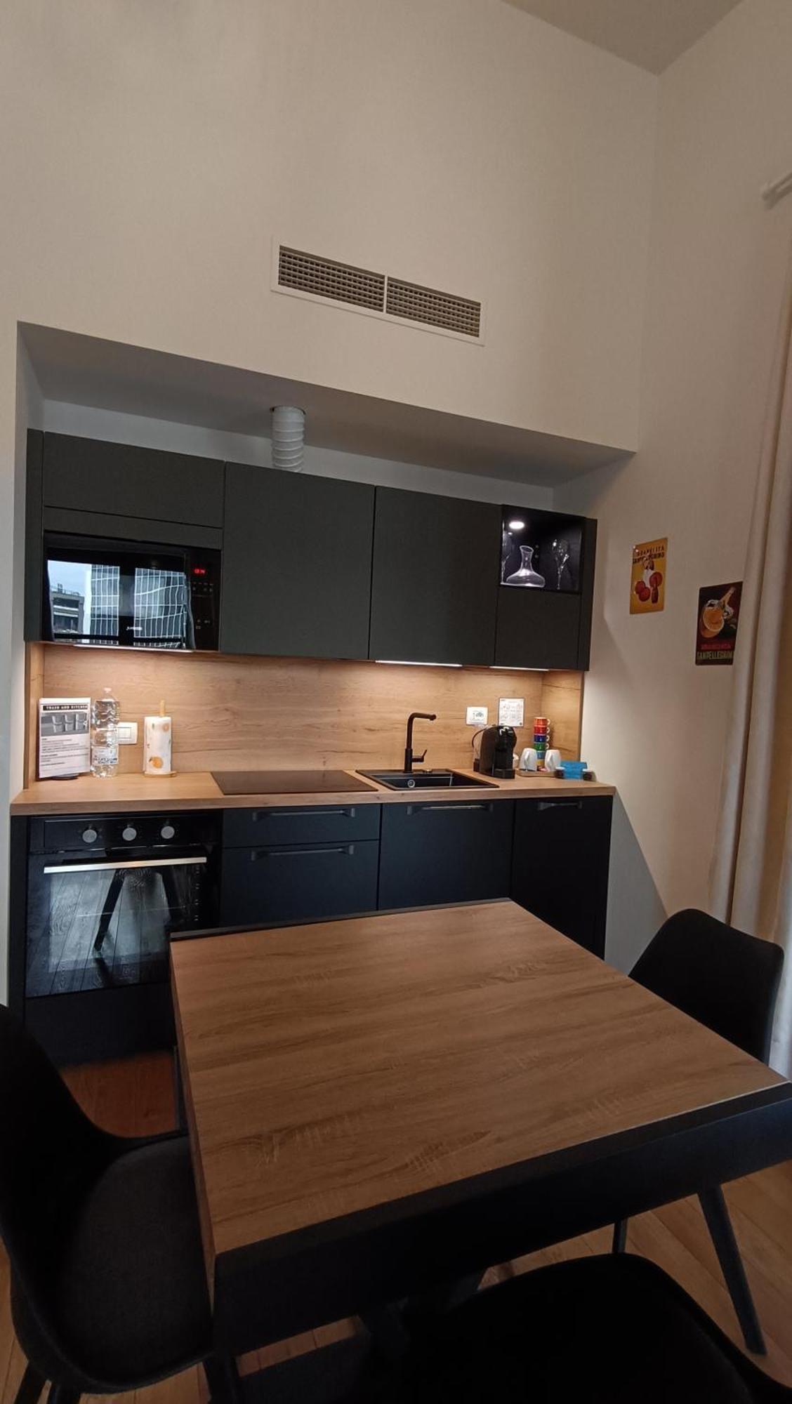Nuovo Loft Con Terrazzo M2 Ieo Humanitas Bocconi Navigli Apartment Milan Bagian luar foto